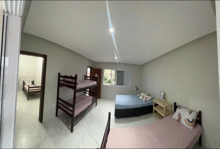 Hostel Familia Castor อิตันญาเอม ภายนอก รูปภาพ