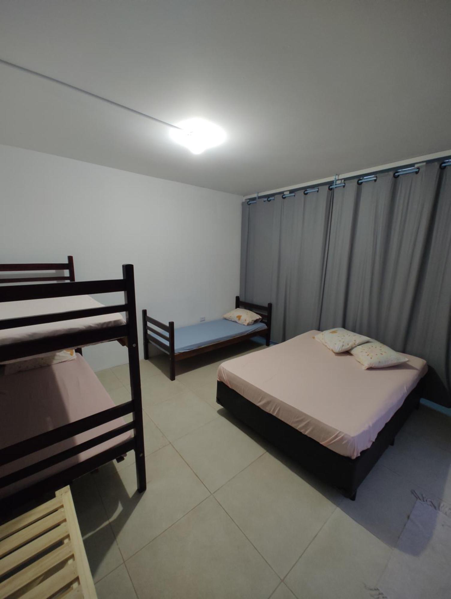 Hostel Familia Castor อิตันญาเอม ภายนอก รูปภาพ